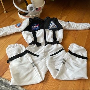 NASA astronaut costume with helmet